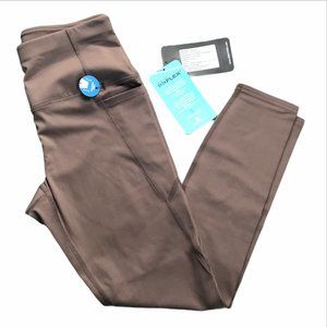 SOLD.    SKECHERS 7/8 High waisted leggings w. side pockets